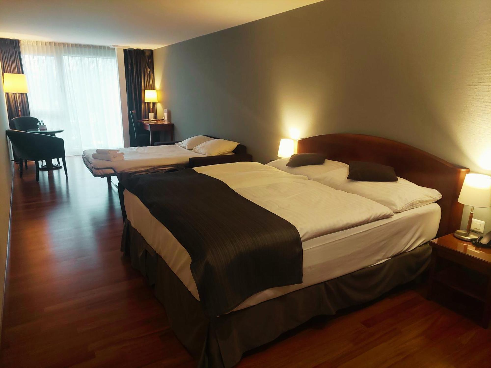 Hotel Rallye & Entrees Aux Bains De La Gruyere Бюль Екстер'єр фото