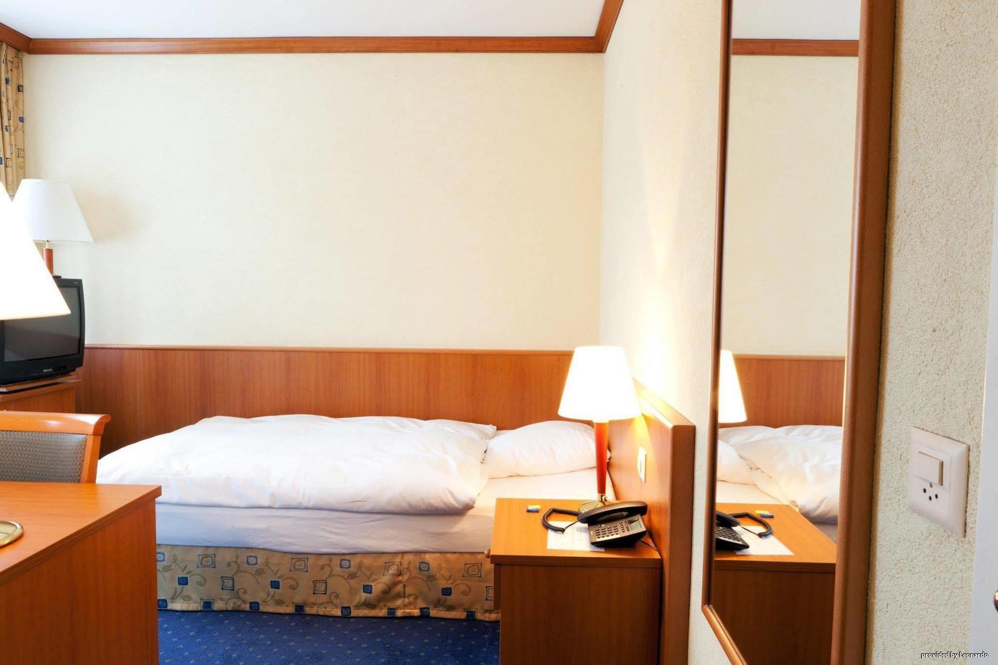 Hotel Rallye & Entrees Aux Bains De La Gruyere Бюль Екстер'єр фото